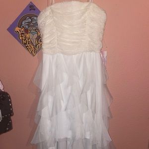 White lace ruffle high low dress